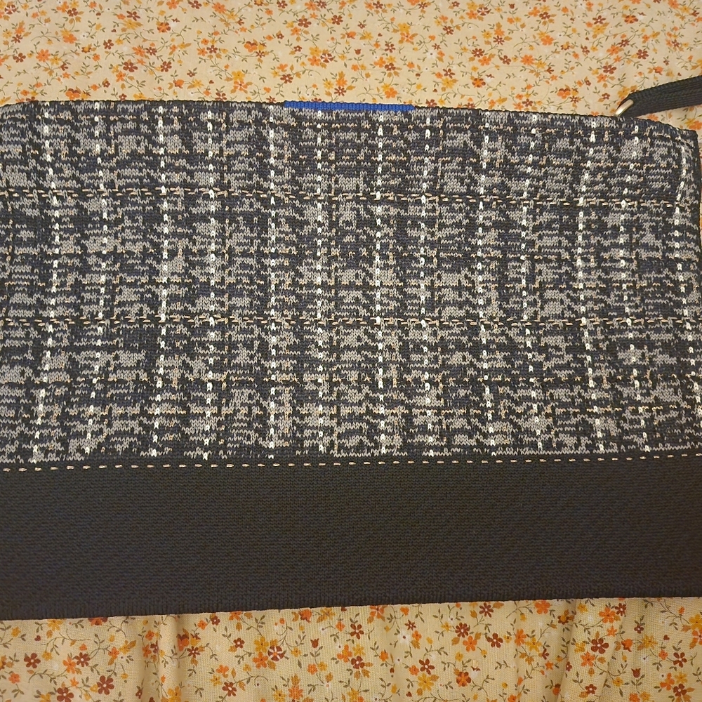 Rothys The Wristlet
